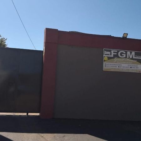 Fgm Guesthouse 2 Alberton Buitenkant foto