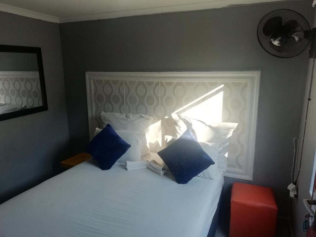 Fgm Guesthouse 2 Alberton Buitenkant foto